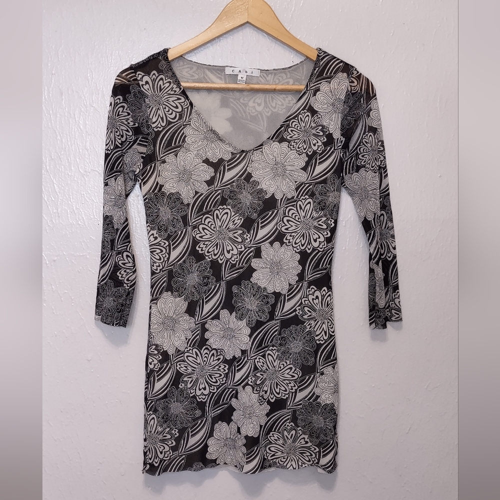 CAbi Black and White Nylon Tunic Floral Top Women's Size Medium
